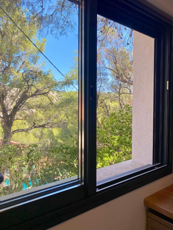 Appartement Au Calme, Calanque Des Figuieres Ensues-la-Redonne Eksteriør bilde